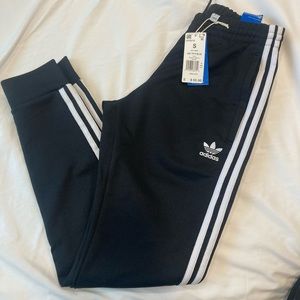 Small Black jogger Adidas